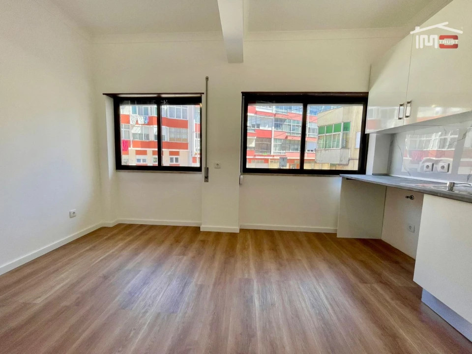 Apartamento T2 para Venda em Alto do Seixalinho, Santo André e Verderena Foto 6