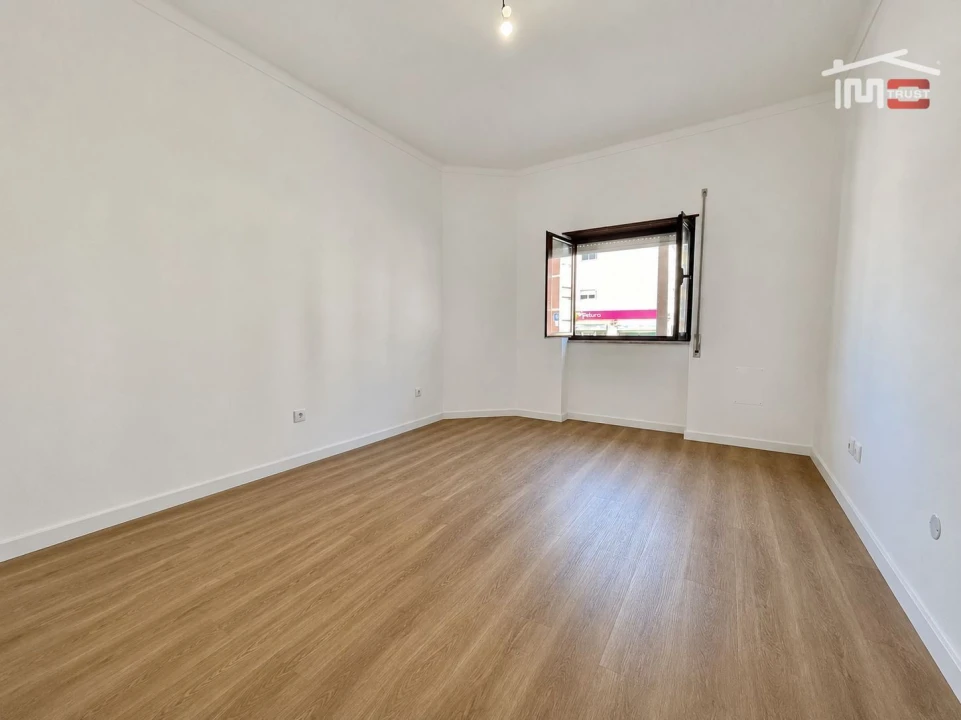 Apartamento T2 para Venda em Alto do Seixalinho, Santo André e Verderena Foto 26
