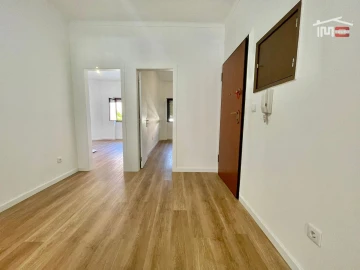Apartamento T2 para Venda em Alto do Seixalinho, Santo André e Verderena