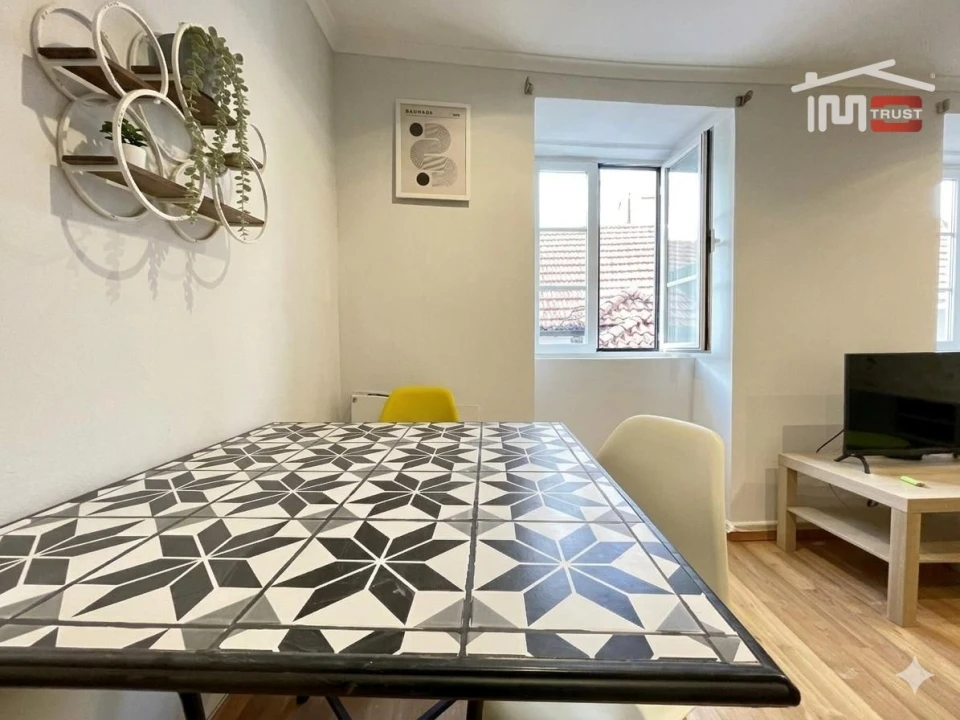 Apartamento T1 para Venda em Misericórdia Foto 2