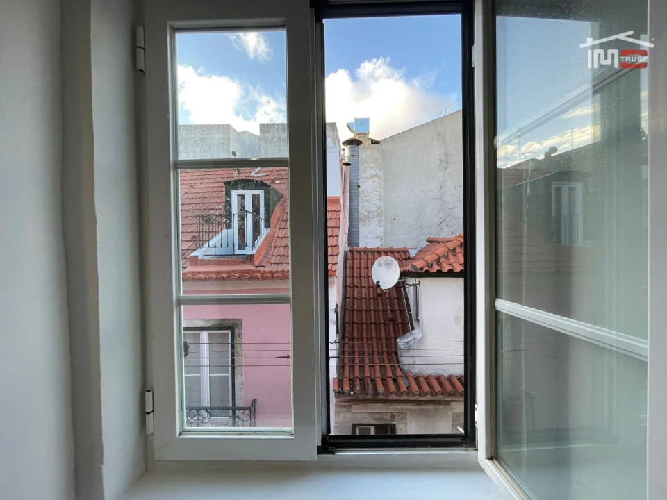 Apartamento T1 para Venda em Misericórdia Foto 3