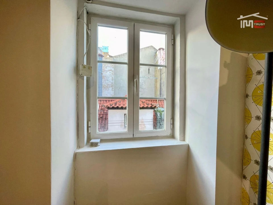 Apartamento T1 para Venda em Misericórdia Foto 7