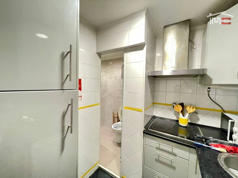 Apartamento T1 para Venda em Misericórdia Foto 22