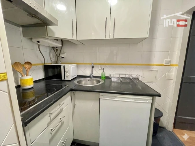 Apartamento T1 para Venda em Misericórdia Foto 18