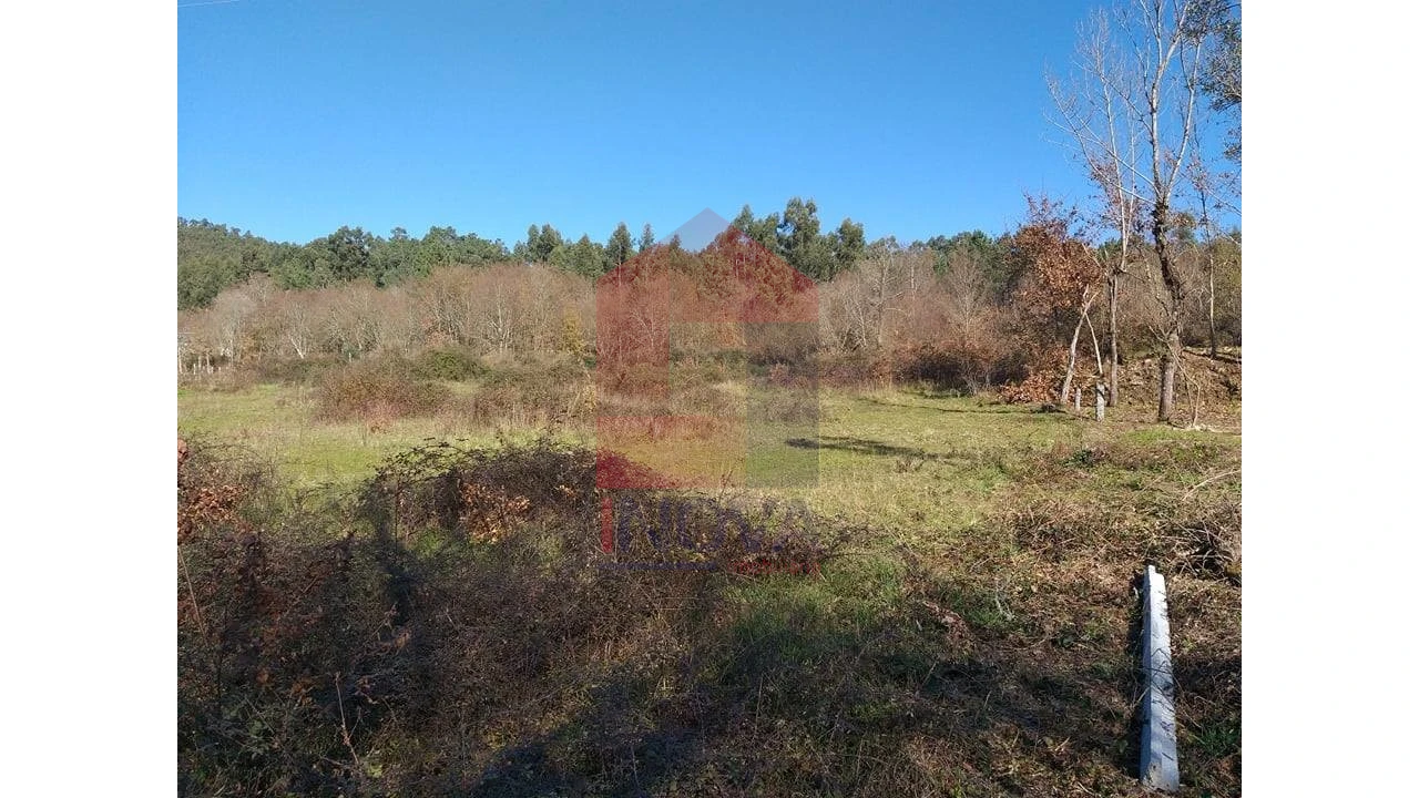 Terreno para Venda em Dossãos Foto 8