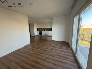 Apartamento T2 para Venda em Carcavelos e Parede