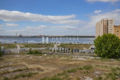 Apartamento T2 para Venda em Alto do Seixalinho, Santo André e Verderena