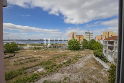 Apartamento T2 para Venda em Alto do Seixalinho, Santo André e Verderena