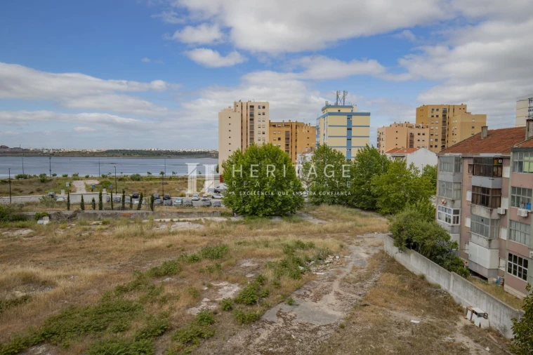 Apartamento T2 para Venda em Alto do Seixalinho, Santo André e Verderena Foto 5