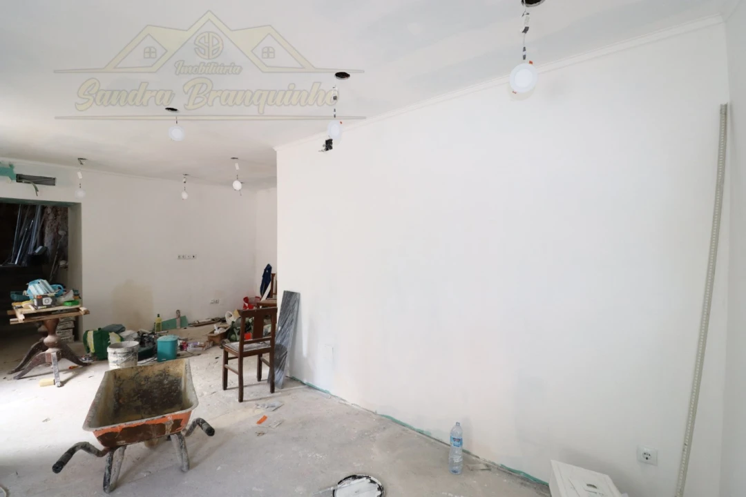 Moradia T2 para Venda em Santa Maria, São Pedro e Matacães Foto 14