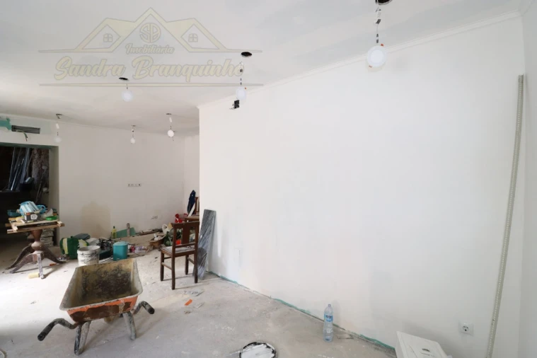 Moradia T2 para Venda em Santa Maria, São Pedro e Matacães Foto 14