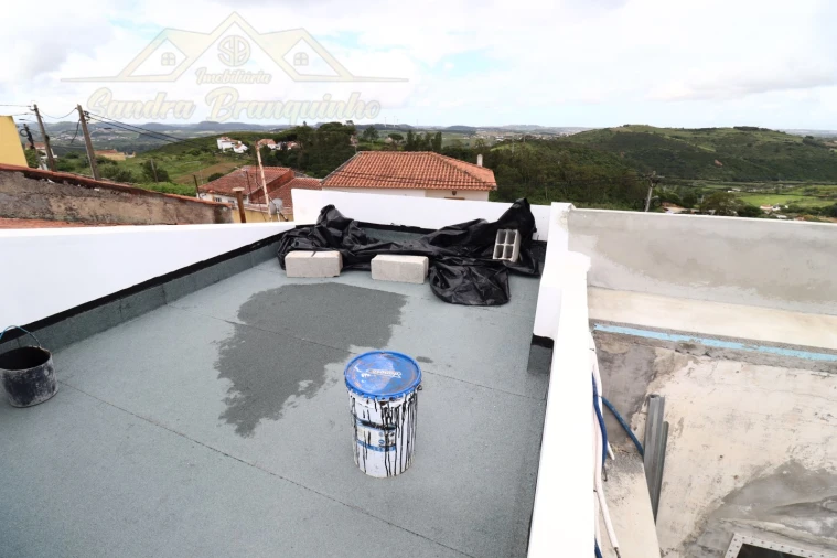 Moradia T2 para Venda em Santa Maria, São Pedro e Matacães Foto 28