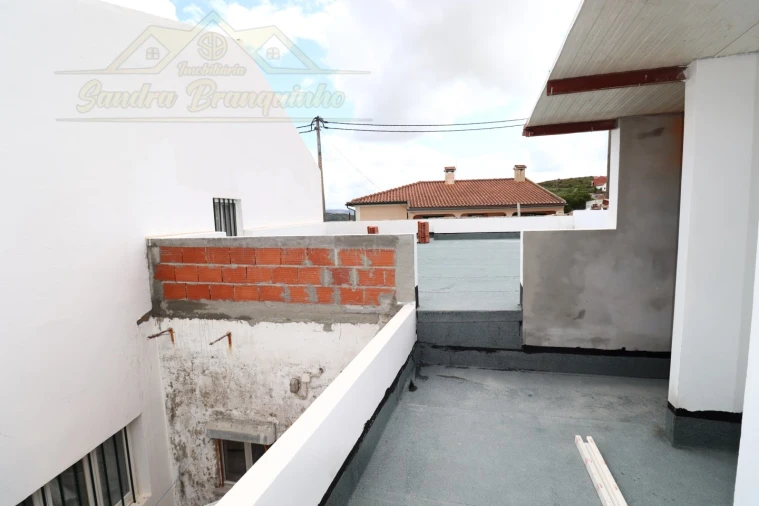 Moradia T2 para Venda em Santa Maria, São Pedro e Matacães Foto 30