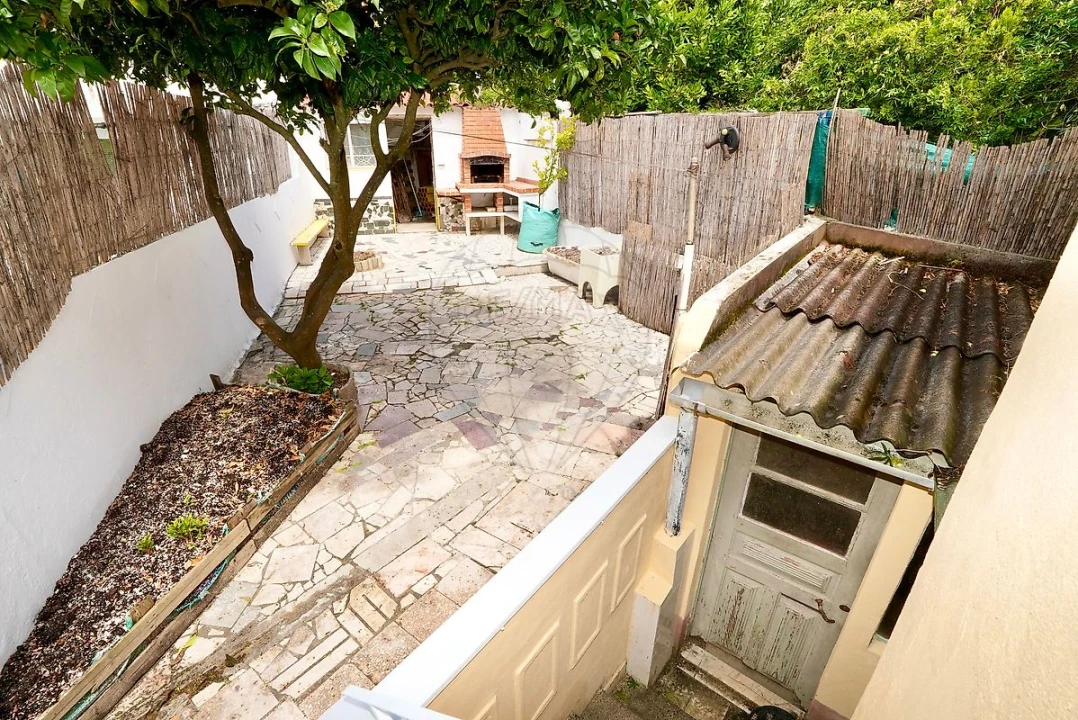 Moradia T4 para Venda em Cacém e São Marcos Foto 22