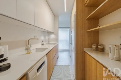 Apartamento T2 para Venda em Carnide