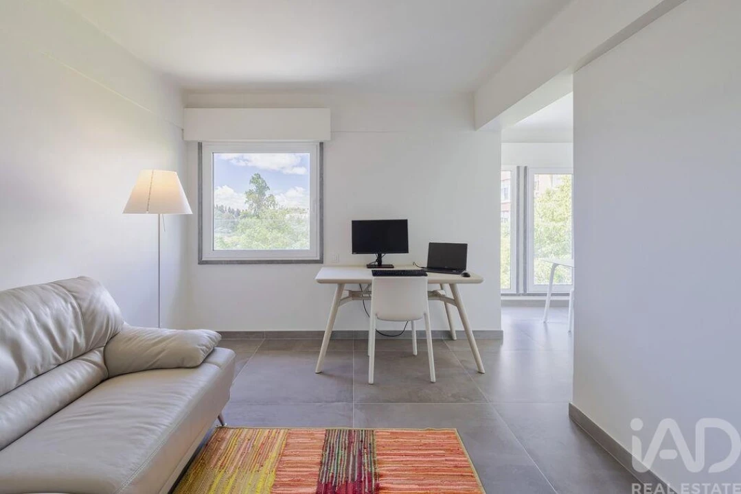 Apartamento para Venda em Carnide Foto 9
