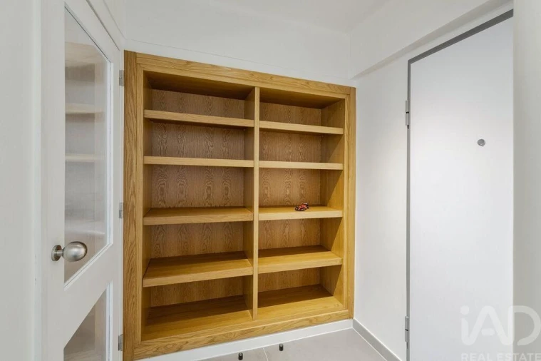 Apartamento para Venda em Carnide Foto 3