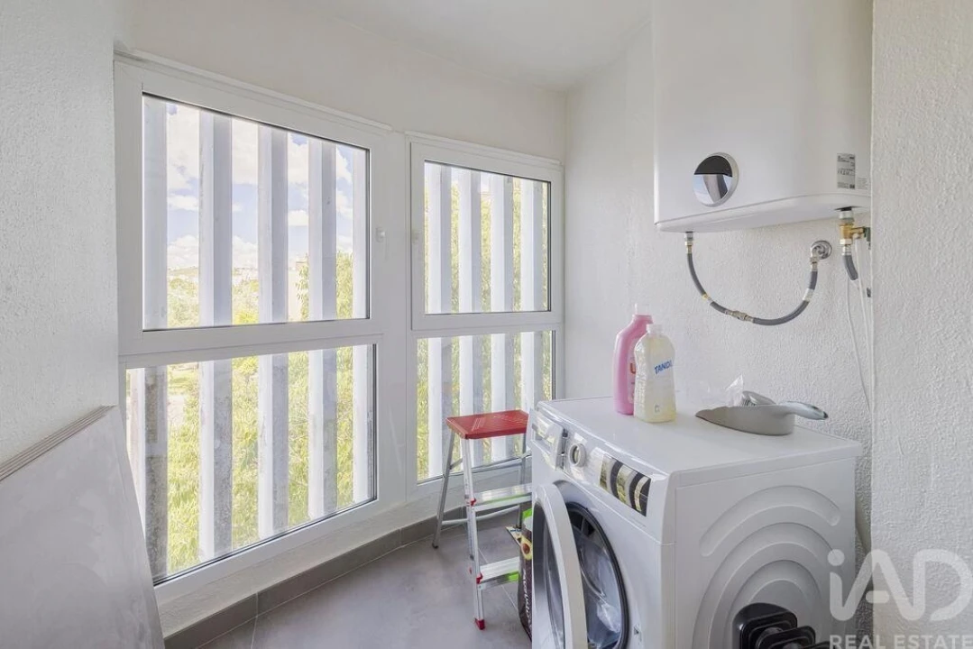 Apartamento para Venda em Carnide Foto 16