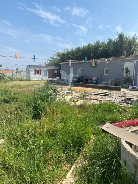Terreno para Venda em Charneca de Caparica e Sobreda