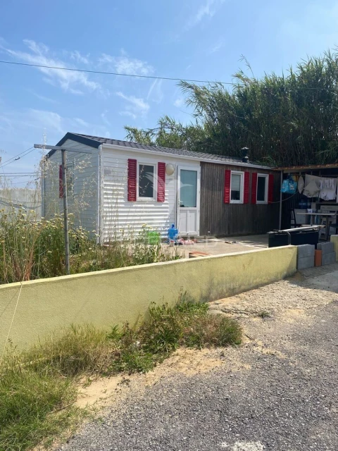 Terreno para Venda em Charneca de Caparica e Sobreda