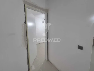 Apartamento T4 para Venda em Laranjeiro e Feijó