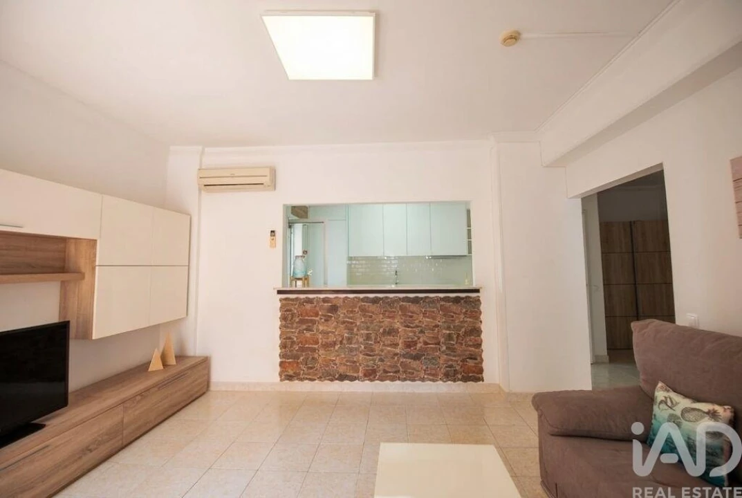Apartamento T1 para Venda em Portimão Foto 2