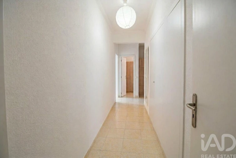 Apartamento T1 para Venda em Portimão Foto 16
