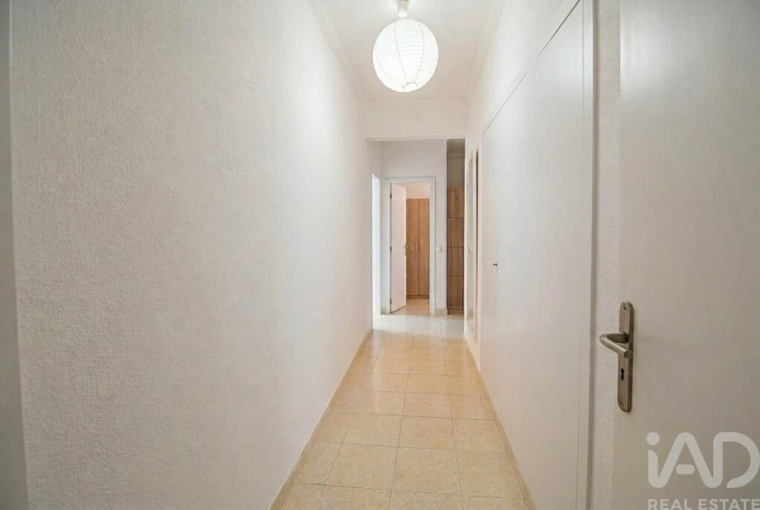 Apartamento T1 para Venda em Portimão Foto 16