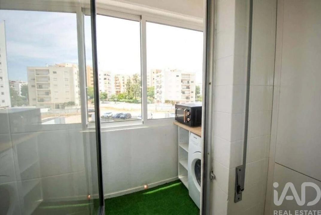 Apartamento T1 para Venda em Portimão Foto 9