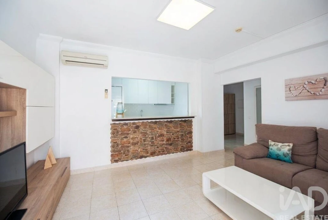 Apartamento T1 para Venda em Portimão Foto 3