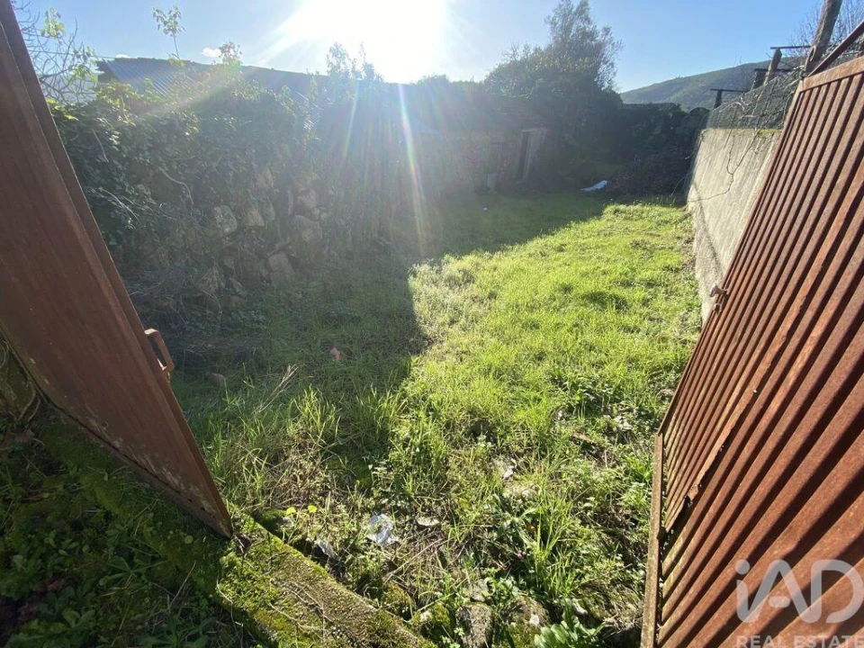 Moradia T3 para Venda em Covas Foto 17