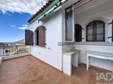 Moradia T5 para Venda em Loule (São Sebastião)