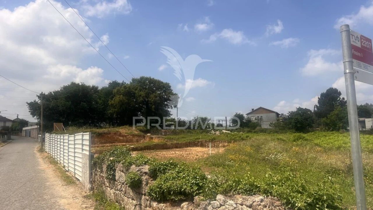 Moradia T3 para Venda em Adaufe Foto 6