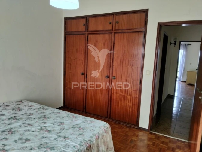 Moradia T3 para Venda em Carregueiros Foto 7