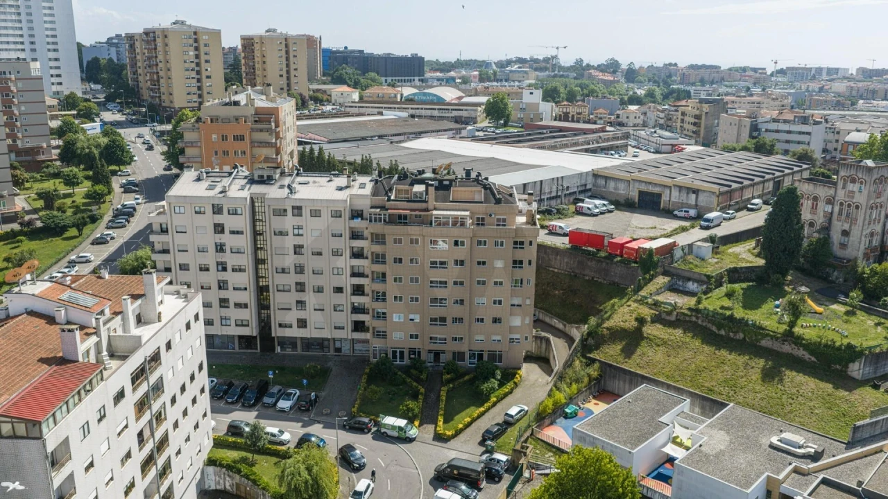 Apartamento T3 para Venda em Santa Marinha e São Pedro da Afurada Foto 24