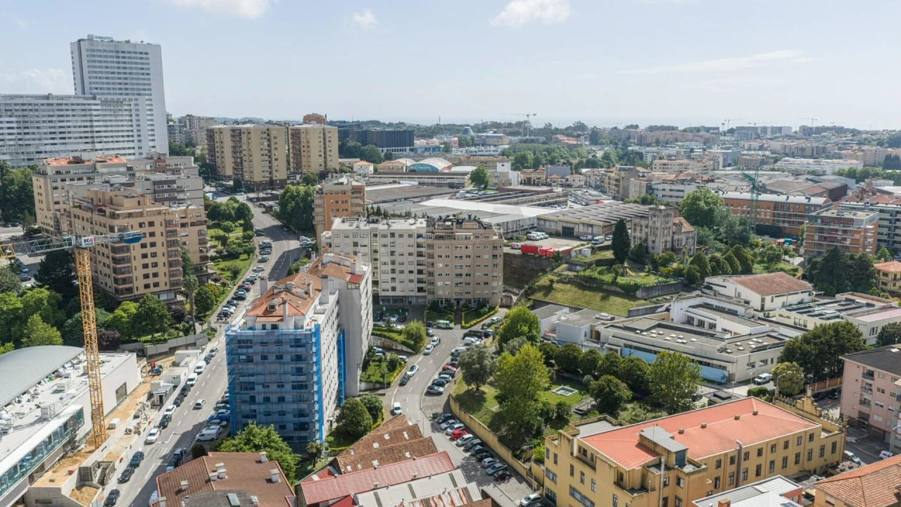 Apartamento T3 para Venda em Santa Marinha e São Pedro da Afurada Foto 25