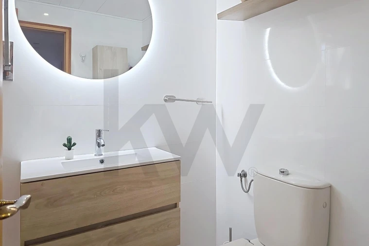 Apartamento T2 para Venda em Costa da Caparica Foto 11