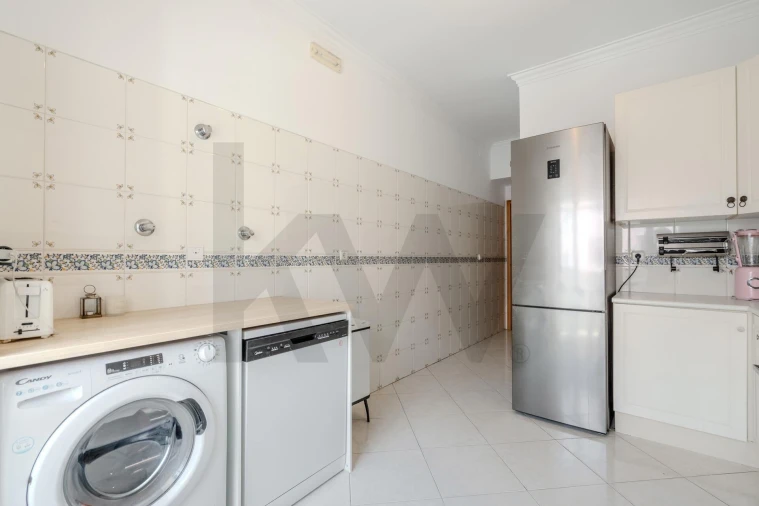 Apartamento T2 para Venda em Costa da Caparica Foto 7