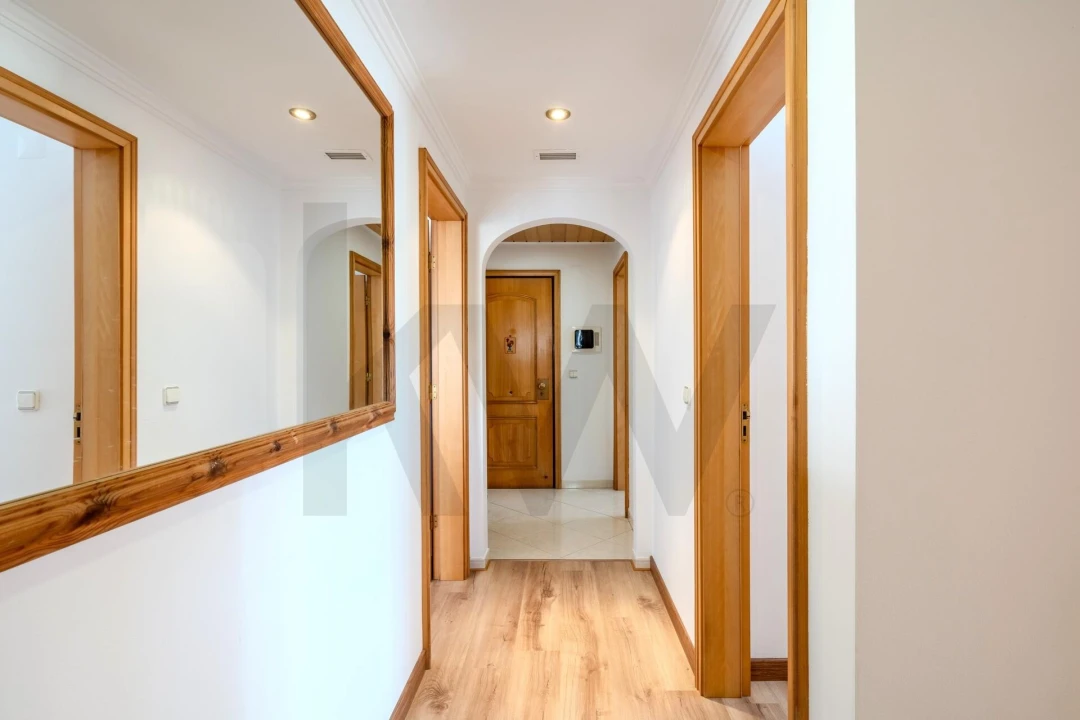 Apartamento T2 para Venda em Costa da Caparica Foto 6