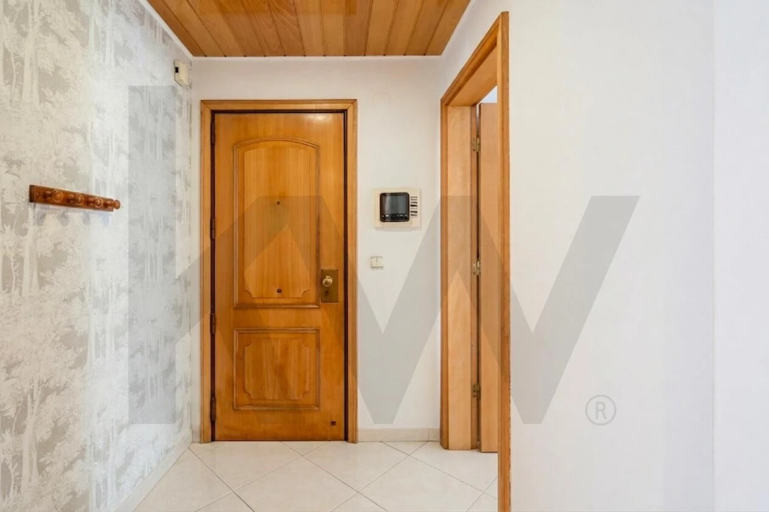 Apartamento T2 para Venda em Costa da Caparica Foto 18