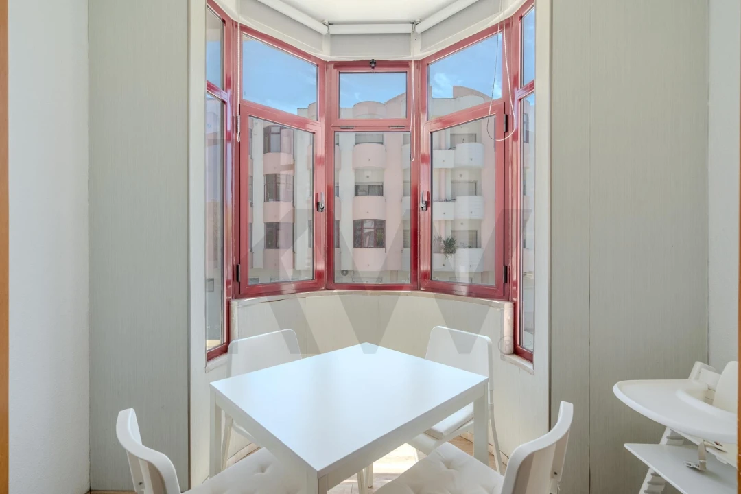 Apartamento T2 para Venda em Costa da Caparica Foto 5