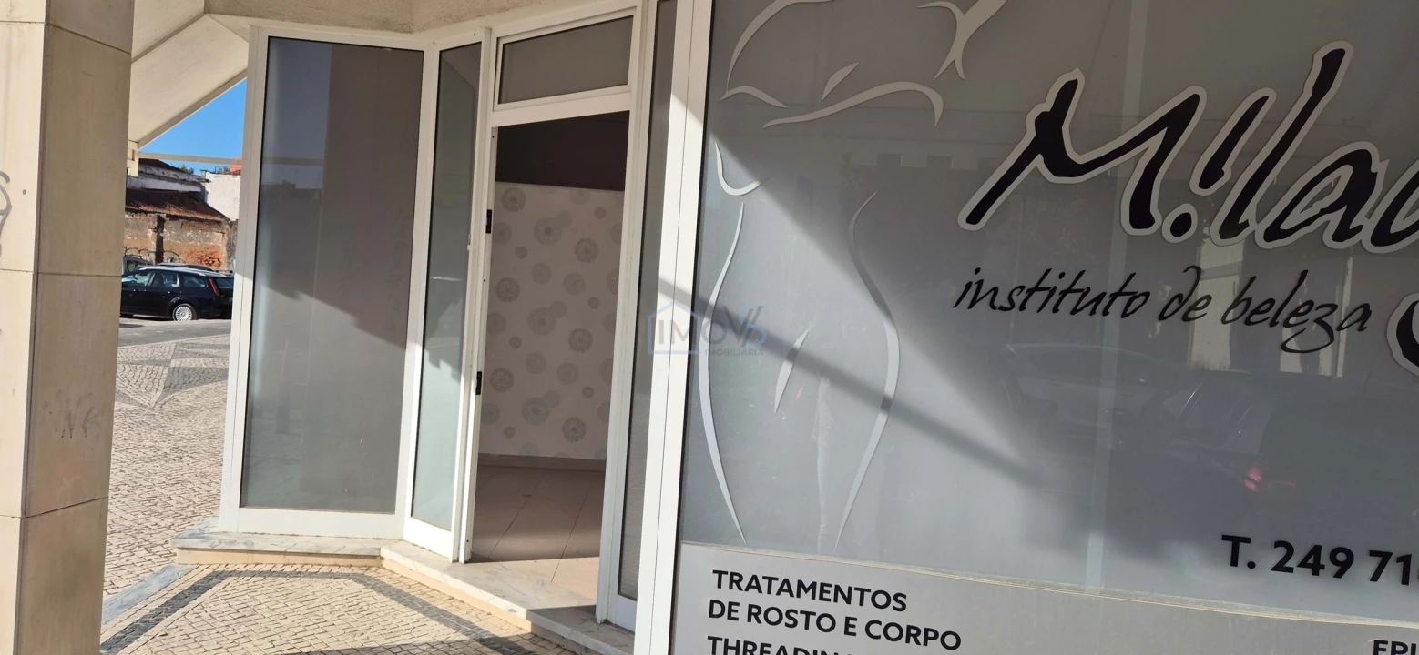 Negócio para Arrendamento em São João Baptista Foto 3
