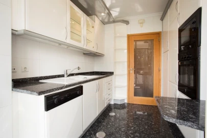 Apartamento T1 para Arrendamento em Canidelo