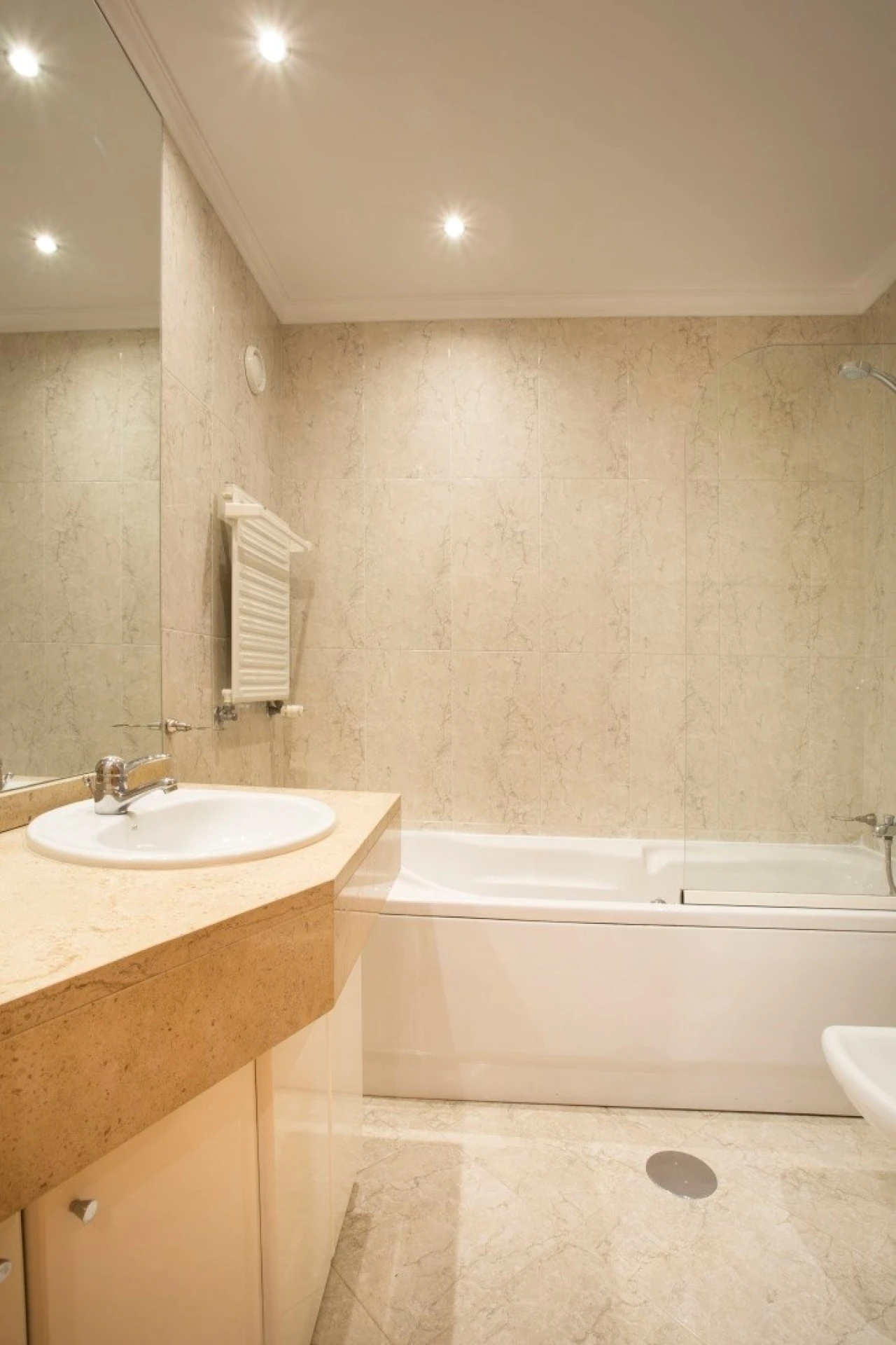 Apartamento T1 para Arrendamento em Canidelo Foto 15