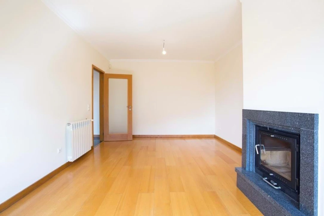 Apartamento T1 para Arrendamento em Canidelo Foto 13