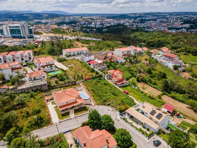Terreno para Venda em Marrazes e Barosa Foto 4