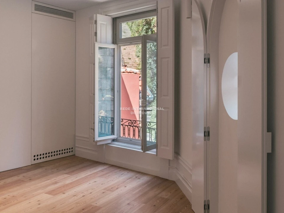Apartamento T1 para Venda em Cedofeita, Santo Ildefonso, Sé, Miragaia, São Nicolau e Vitória Foto 5