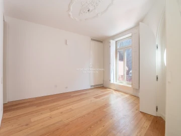 Apartamento T2 para Venda em Cedofeita, Santo Ildefonso, Sé, Miragaia, São Nicolau e Vitória