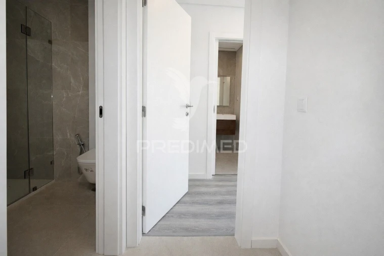 Apartamento T2 para Venda em Charneca de Caparica e Sobreda Foto 10