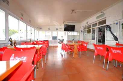 Loja para Venda em Albufeira e Olhos de Água